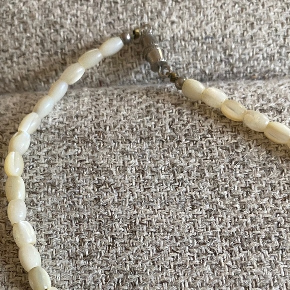 Vintage Sterling Silver Mother of Pearl Necklace & Bracelet Set - Picture 7 of 8